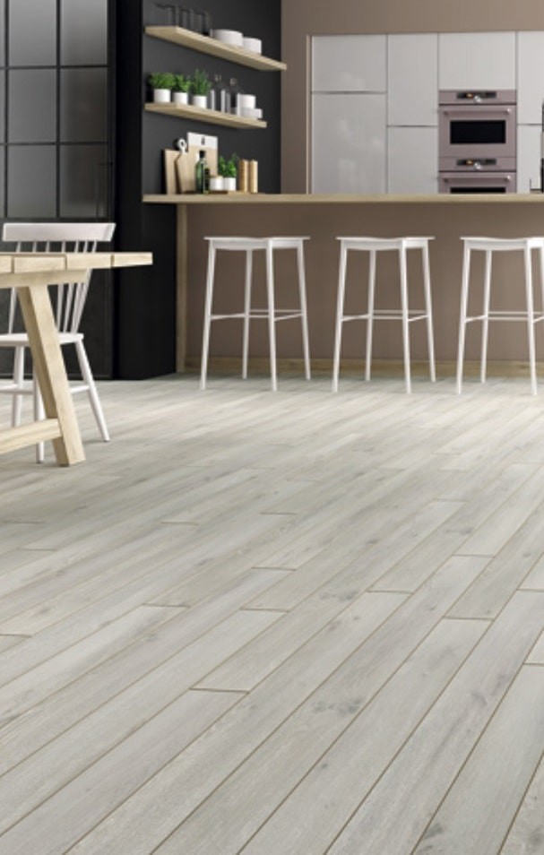 Ламинат Epi Solid Plus S701 Дуб Платон фото 1 — ПетроПол