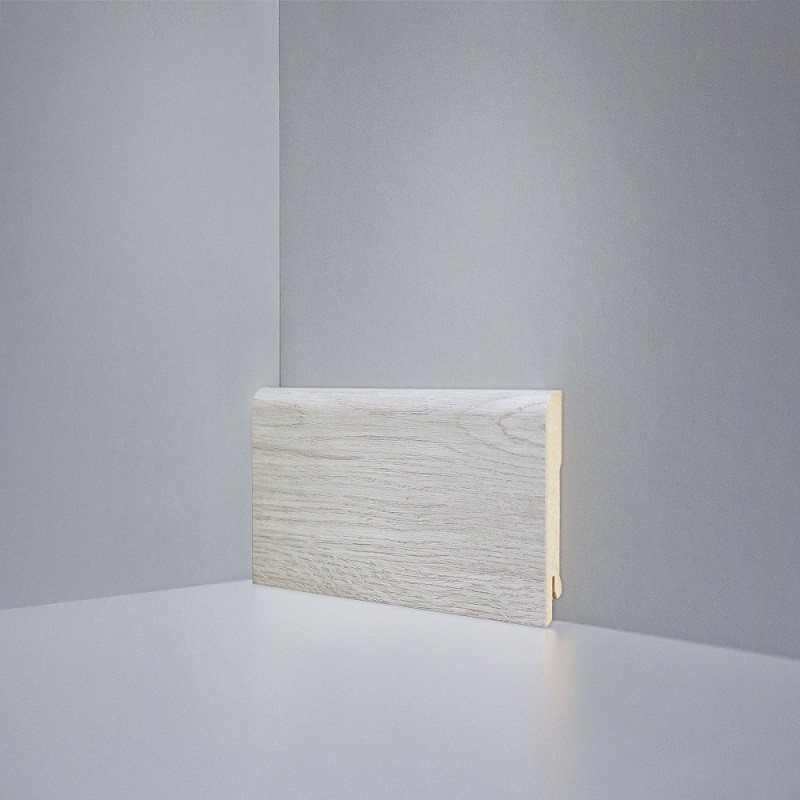 Плинтус Deartio МДФ Дуб Янтарный светло-серый (80х16х2050) B202-05 фото 1 — ПетроПол